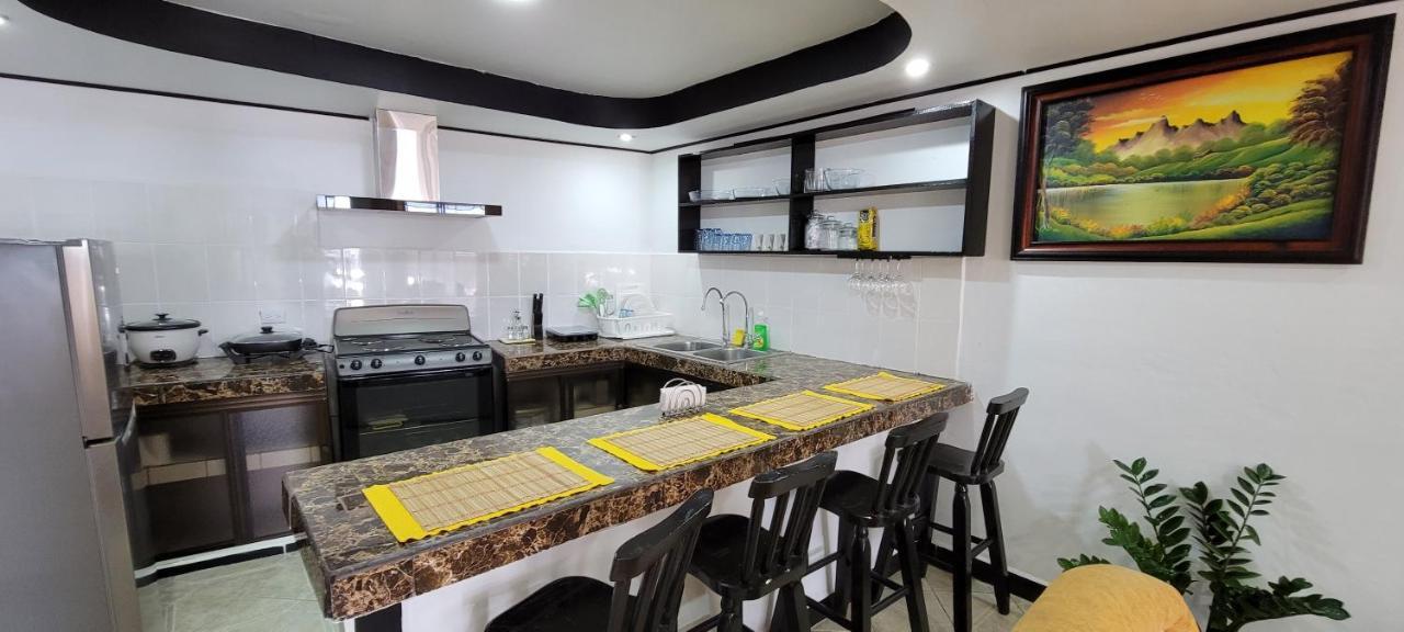 Panda House Villa Кепос Екстериор снимка