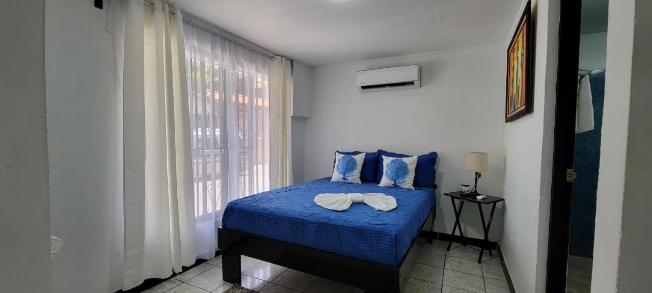 Panda House Villa Кепос Екстериор снимка